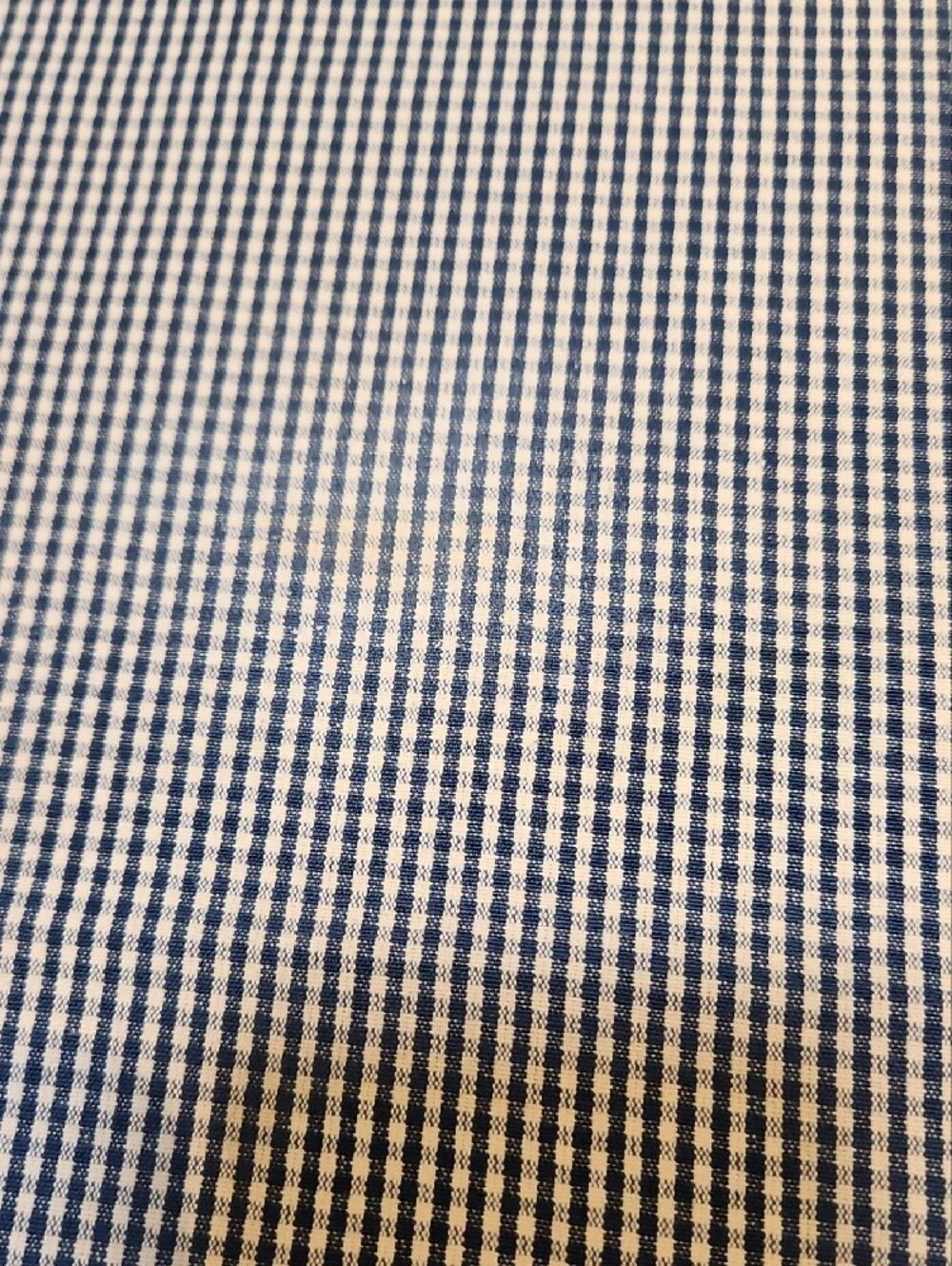 N/A cotton table